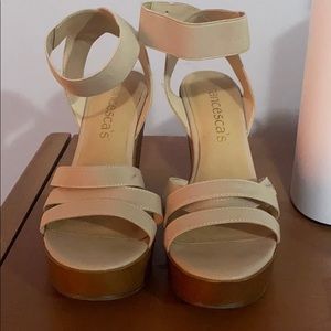 Nude wedges